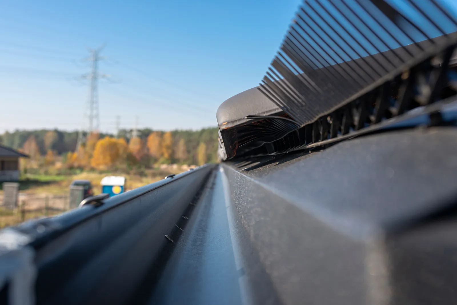 Gutter Guards vs Manual Cleaning Guide